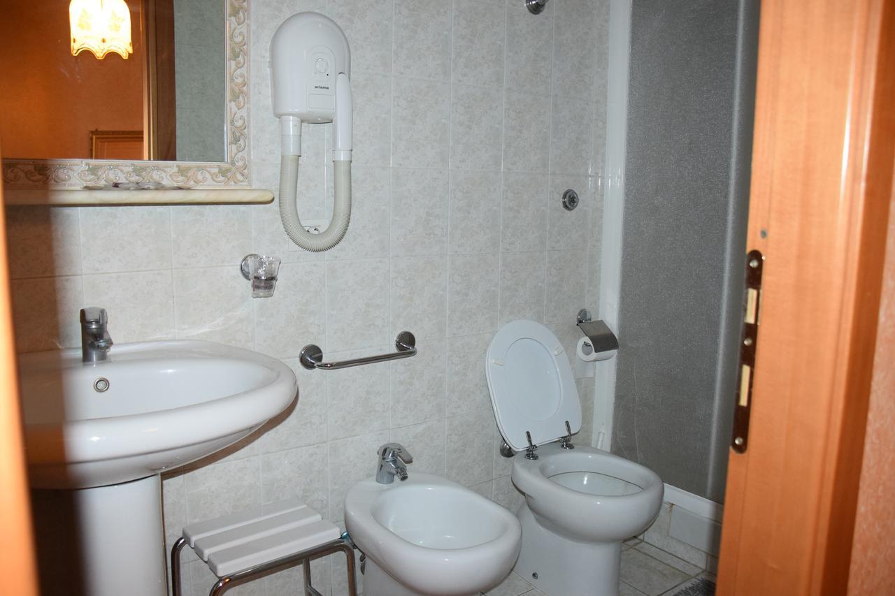 Hotel Bruna Ρώμη Εξωτερικό φωτογραφία