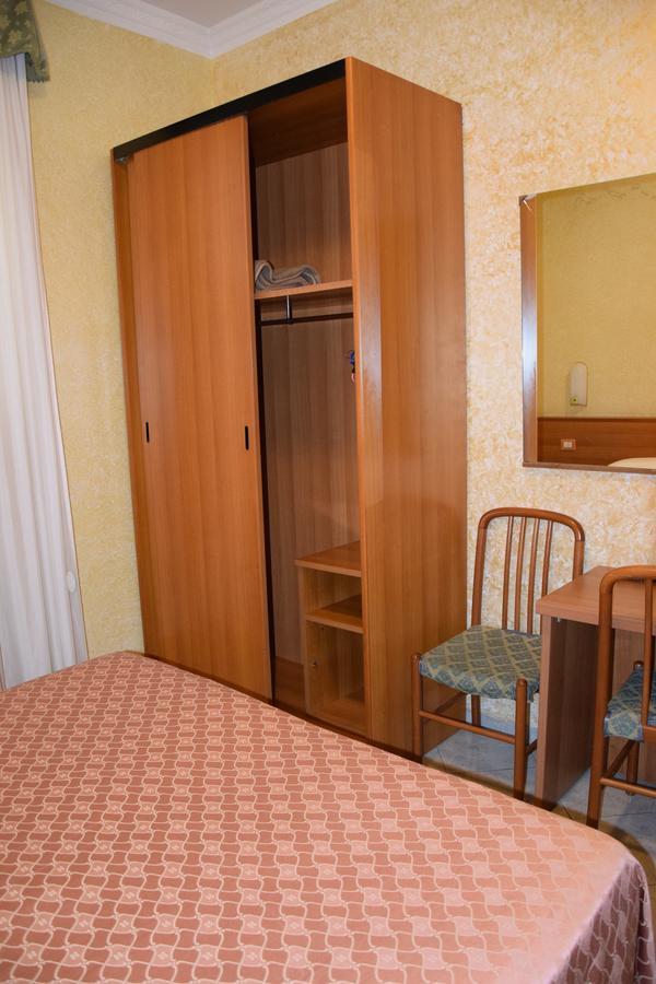 Hotel Bruna Ρώμη Εξωτερικό φωτογραφία